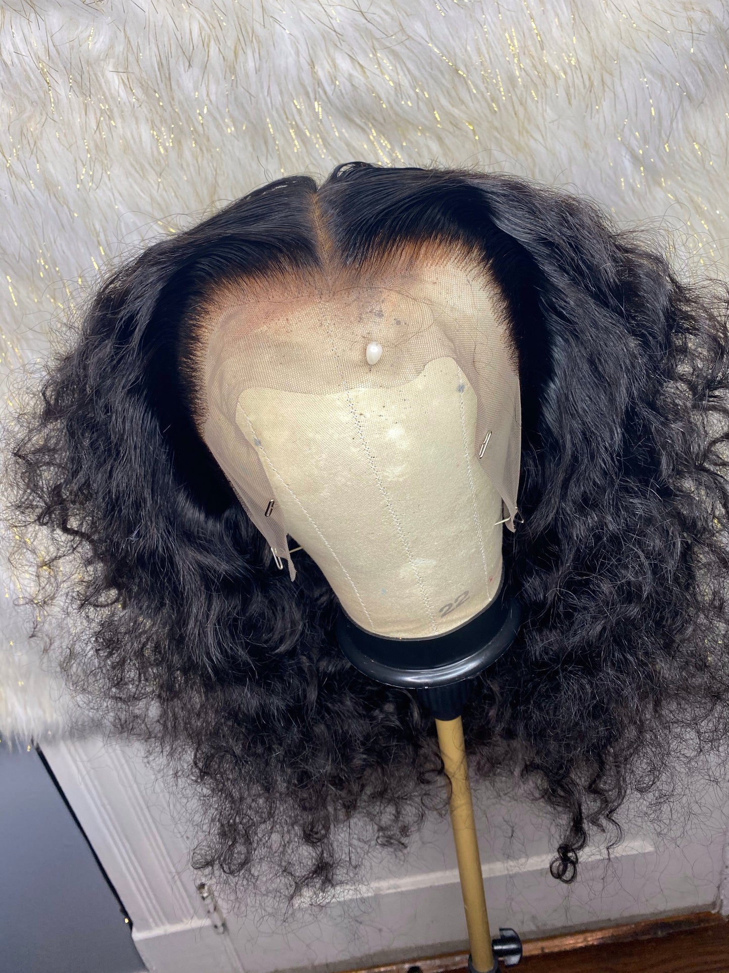 WIG CUSTOMIZATION AND COLORING